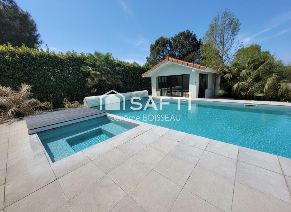 VILLA MODERNE DE 222M2  AIR PARK DE BISCARROSSE- 336M2 DE HANGAR