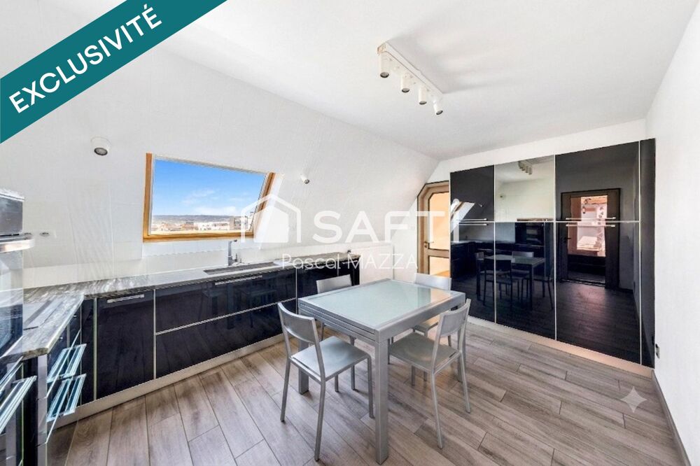 Vente Appartement duplex atypique 105m² centre ville avec plusieurs terrasses Saint-louis