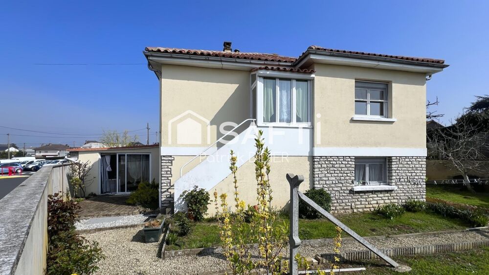 Maison contemporaine de 133 mètres carrés sur 2 niveaux - 7 pièces avec 3 chambres et 2 salles d'eau - sur un terrain de 1134 mè