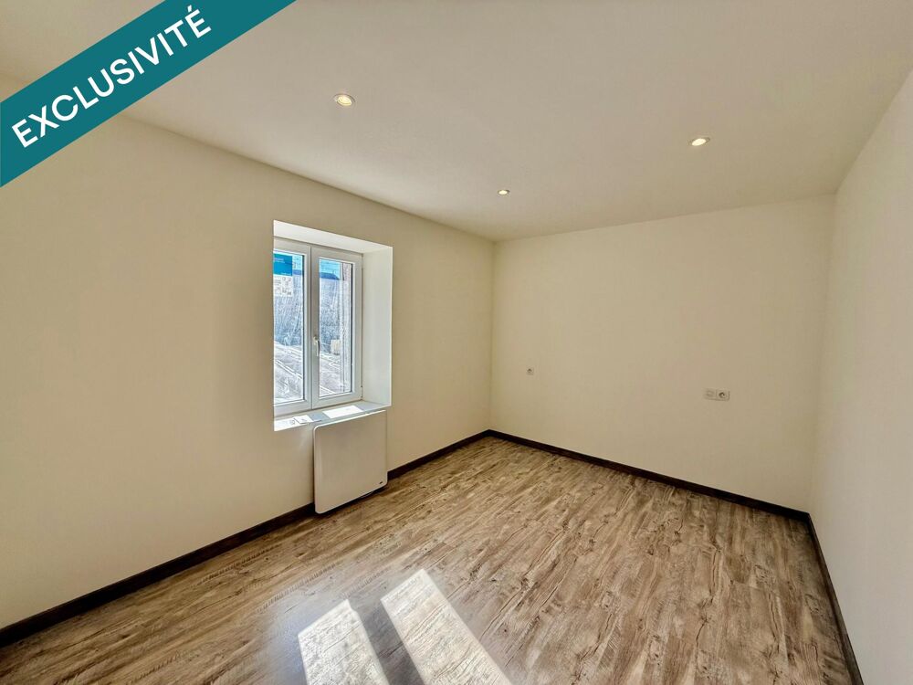 Vente Maison Maison rénovée de 97 m² • 3 chambres • Grande pièce de vie • Cour privative • Combles aménageables • En plein centre de Vagney Vagney