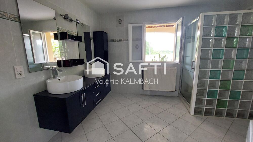 Vente Maison Pavillon plain-pied 4 chambres avec Double garage Reparsac