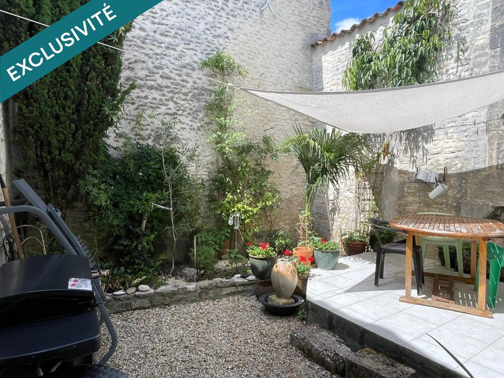 MAISON DE VILLE 2 CHAMBRES ET BUREAU A COGNAC