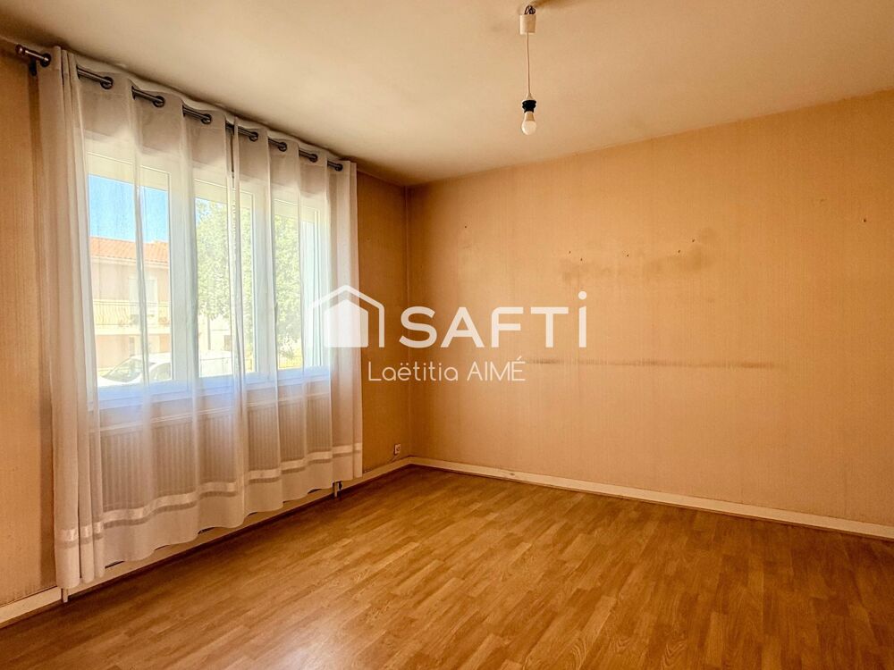 Vente Maison LA ROCHELLE - MAISON A RENOVER, BEAU POTENTIEL, JARDIN ET GARAGE / SOUS-SOL La rochelle