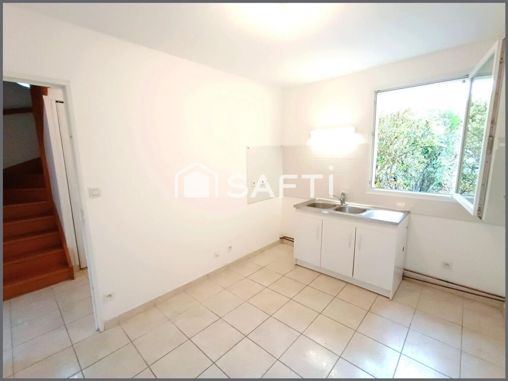 Pavillon T5 101 m2 sur un terrain clos de 458 m2