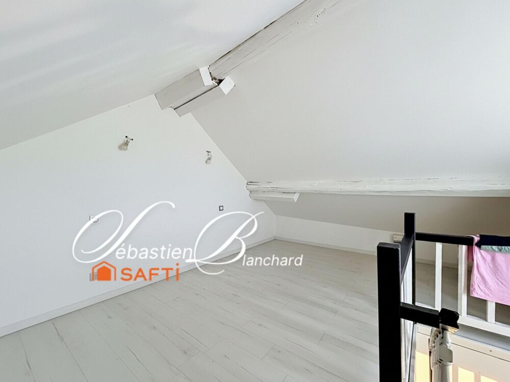 Vente Maison Maison de ville avec beau potentiel – Secteur recherché Valserhone