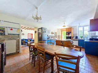  Maison � vendre 8 pi�ces 210 m�