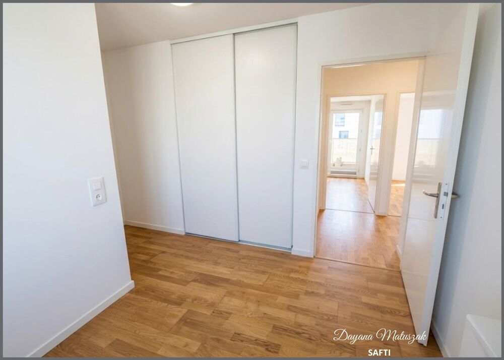 Vente Appartement Dans une résidence 2016, appartement exp. Sud Ouest Villepreux