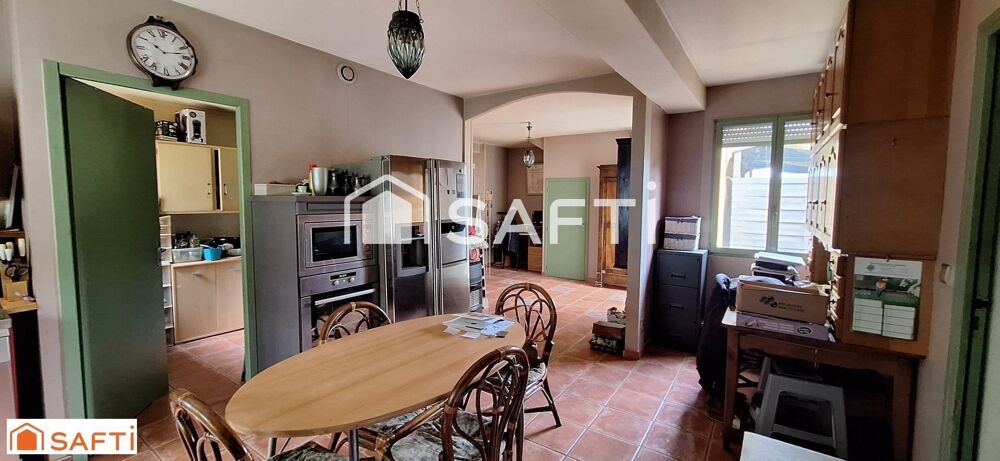 Vente Maison maison d'architecte toute équipée, sur un terrain de plus de 3 hectares Saint-yrieix-les-bois