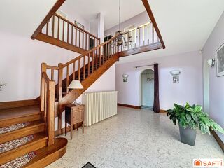  Maison à vendre 10 pièces 317 m²