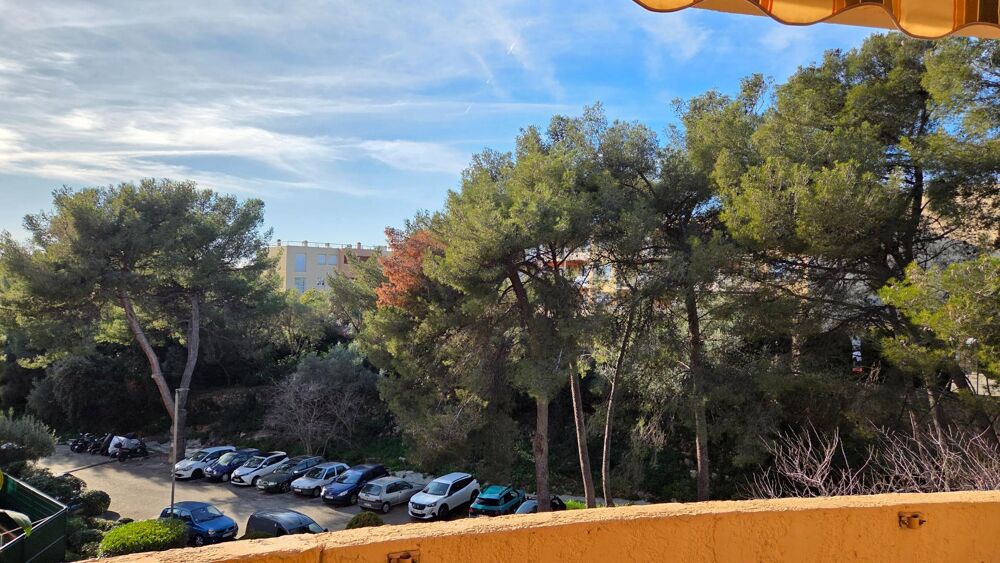 Bandol, beau T2 de 42 m² + Cave, proche de toutes commodités.