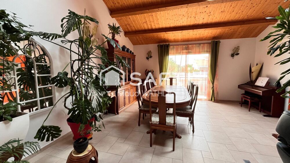 à vendre  Maison Saint-Vincent-sur-Jard (85520)