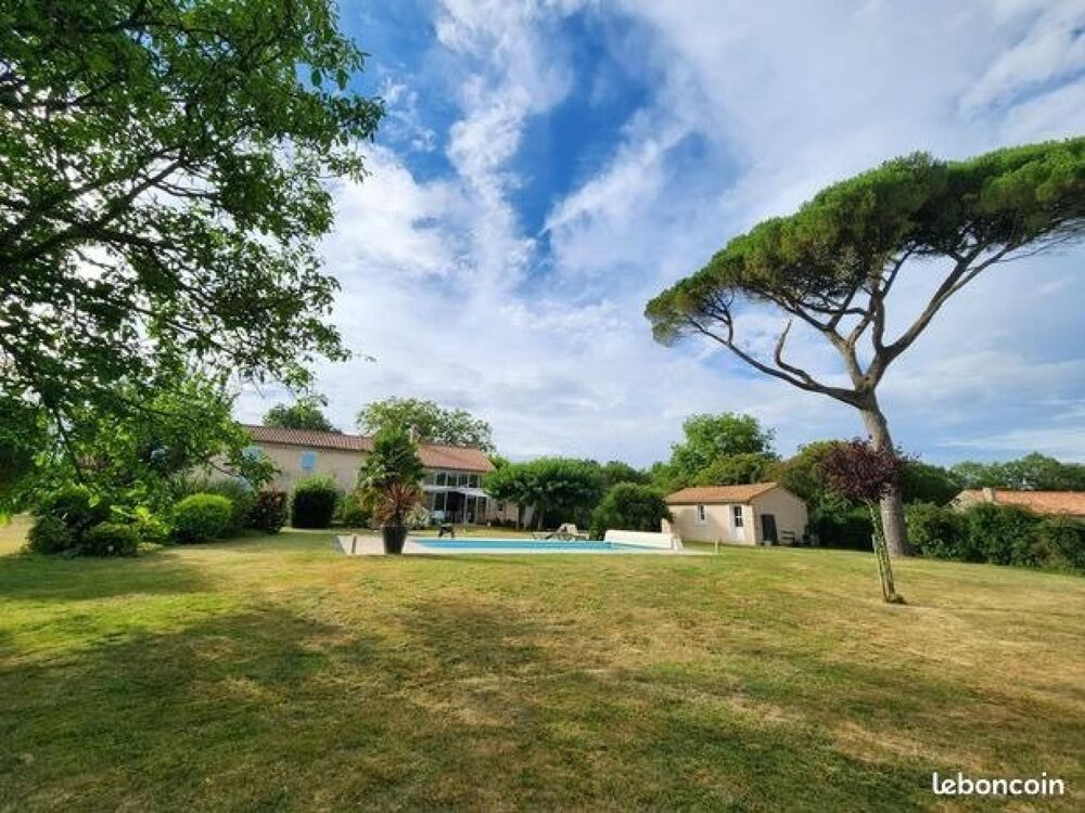 Une maison de charme, entre pierre et nature