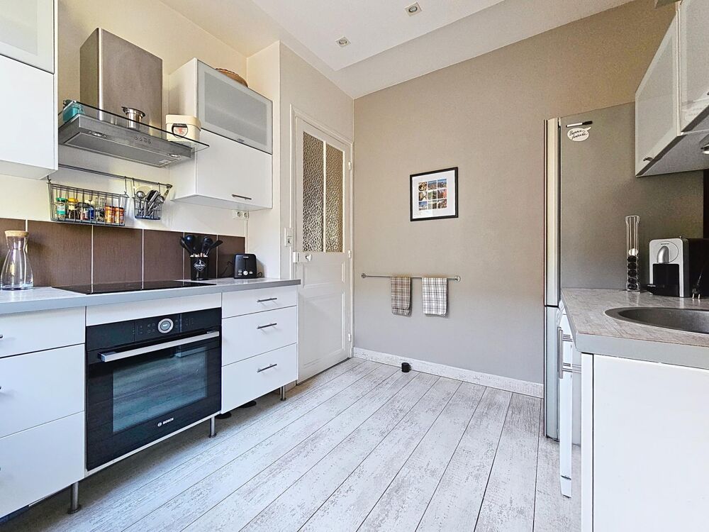 Vente Appartement Charme de l'ancien (parquet, moulures, cheminée) Issy-les-moulineaux