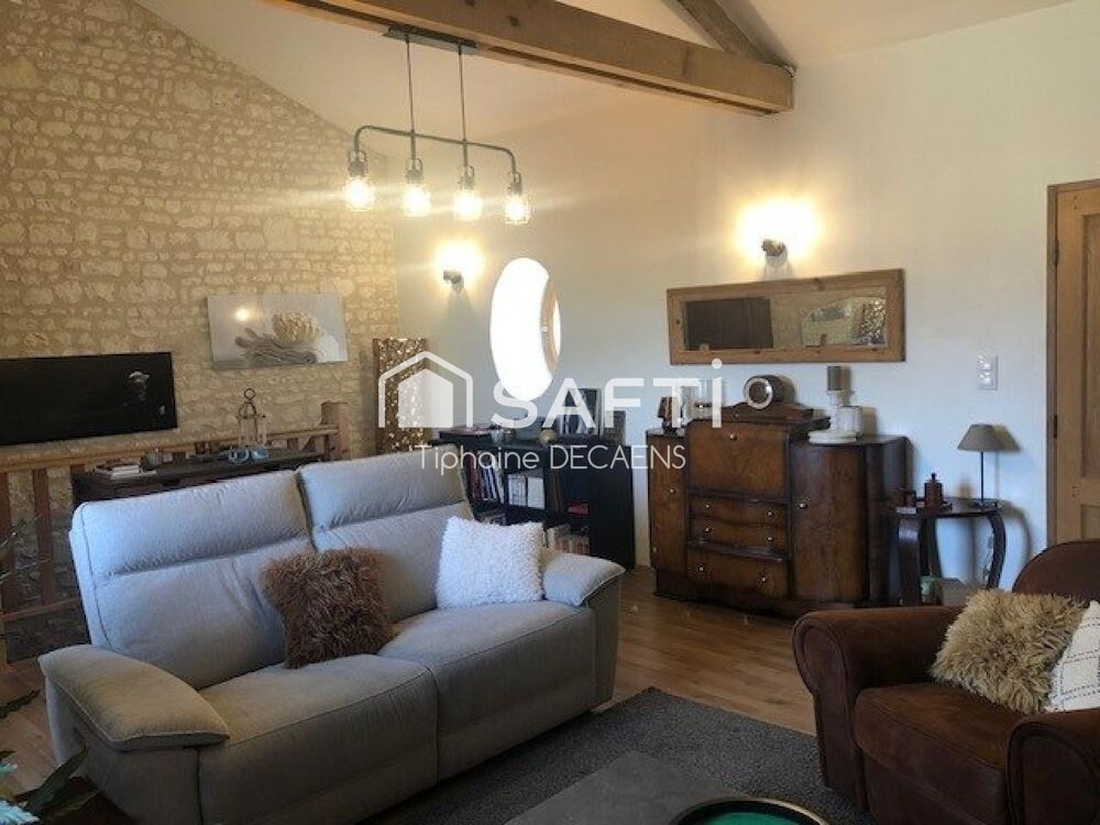Maison de village, charme du bois et pierre avec terrasse