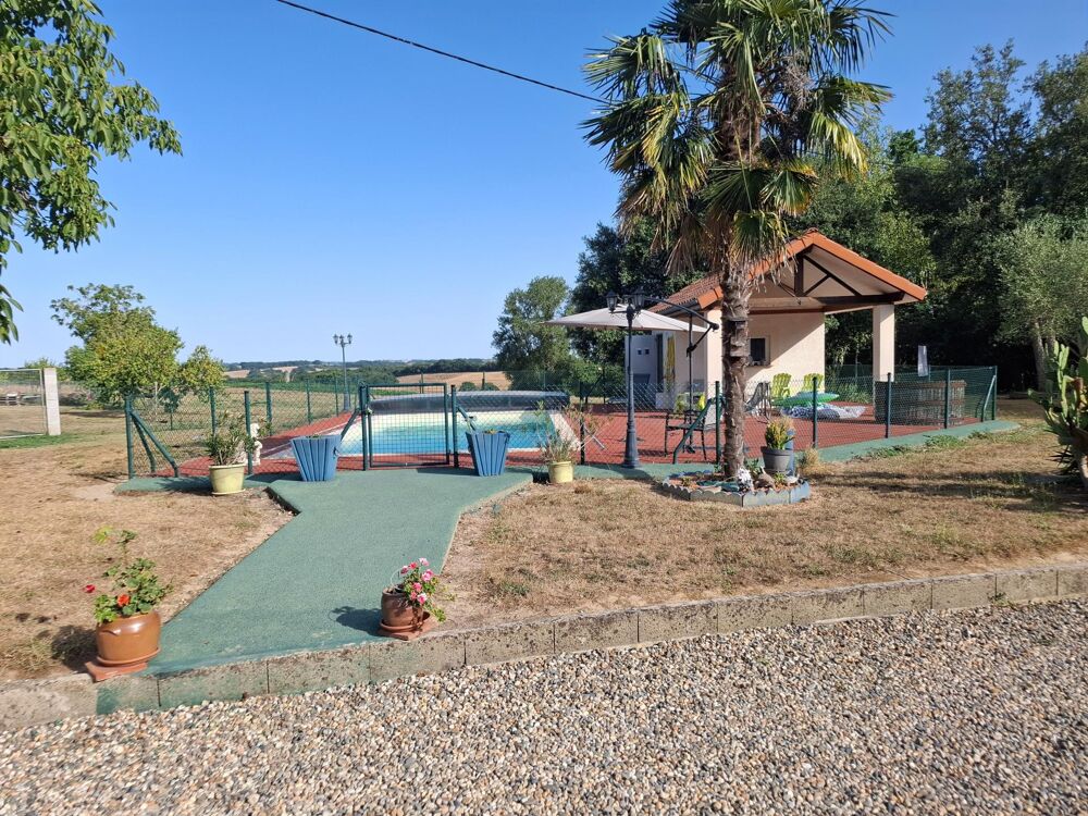 Maison avec piscine et 2 hectares de terrain