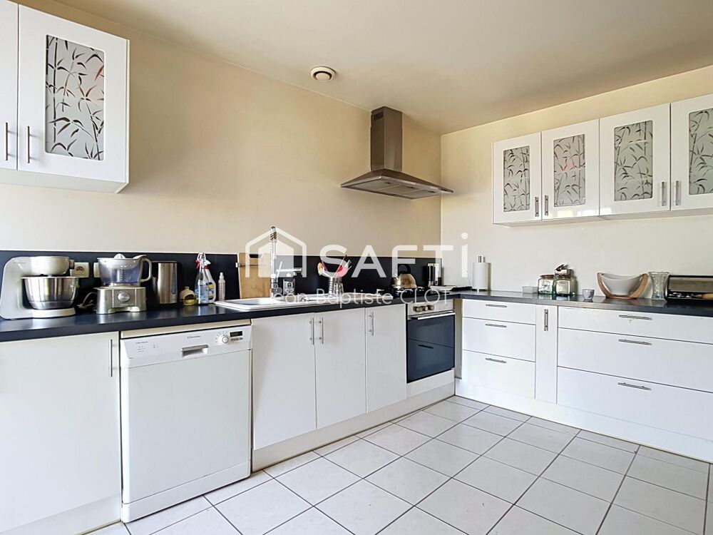 Vente Maison Maison 5 pièces 153 m² Sauveterre-de-guyenne