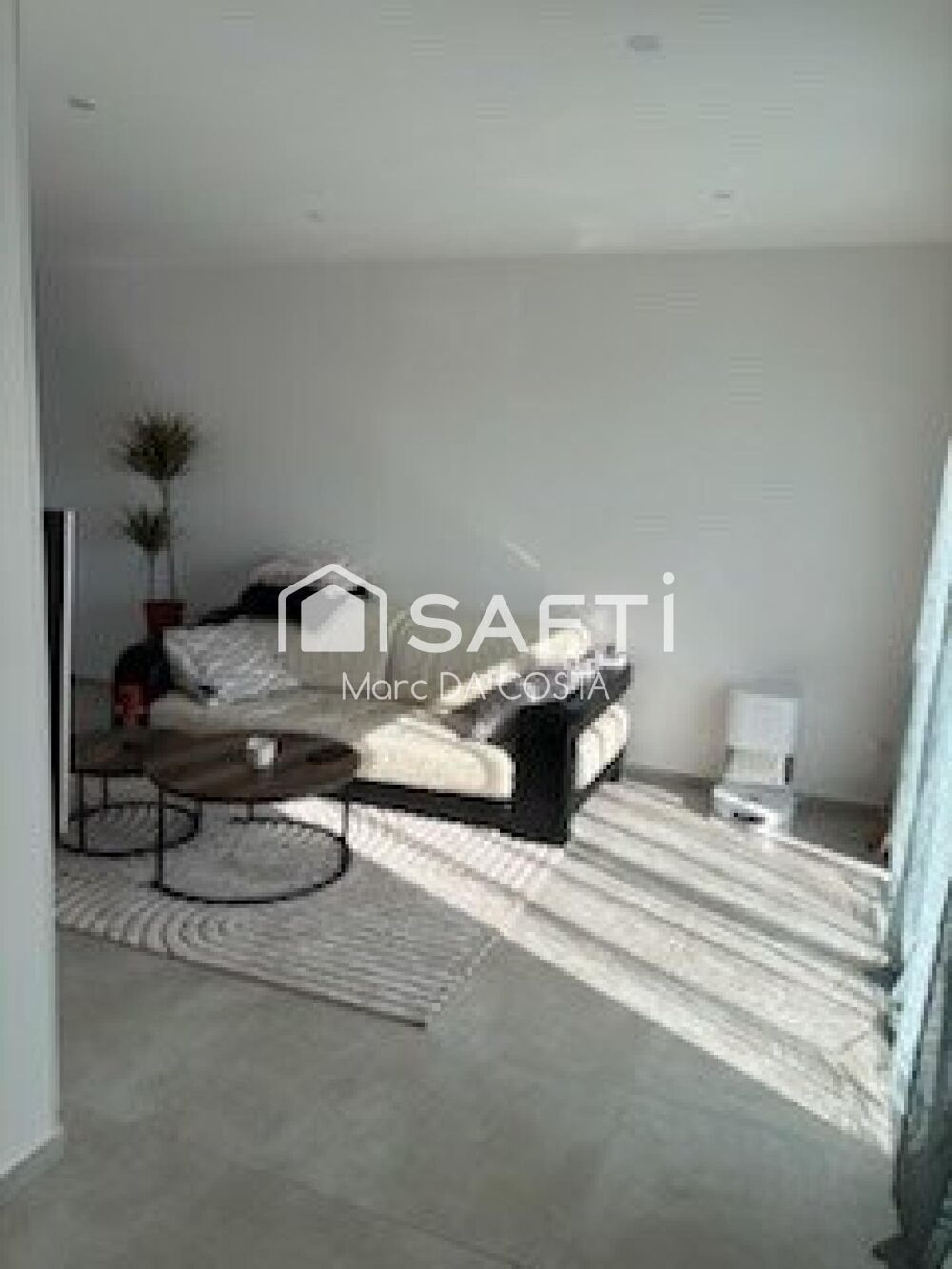 MAISON NEUVE 84M2 3 CHAMBRES/ CELLIER/PARKING/CALME