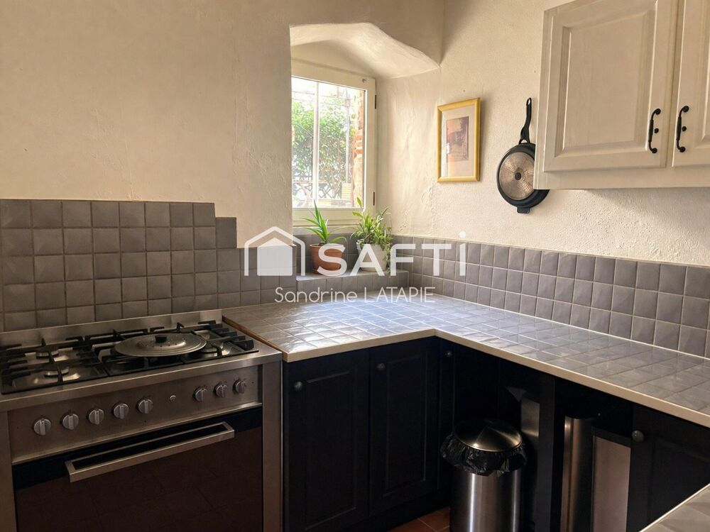 Maison de village sur 3 niveaux avec jardinet