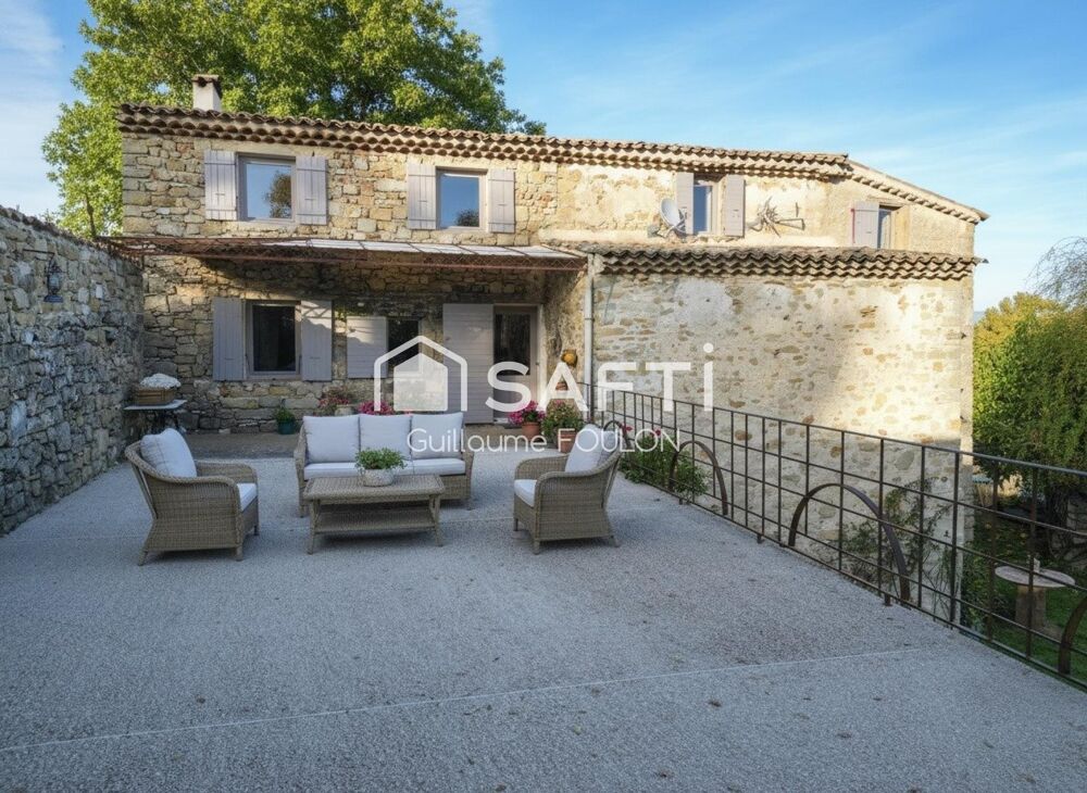 Vente Maison Domaine  – Ancienne ferme en pierre rénovée avec soin et pensé pour le confort du quotidien. L'installation moderne est assuré p Simiane-la-rotonde