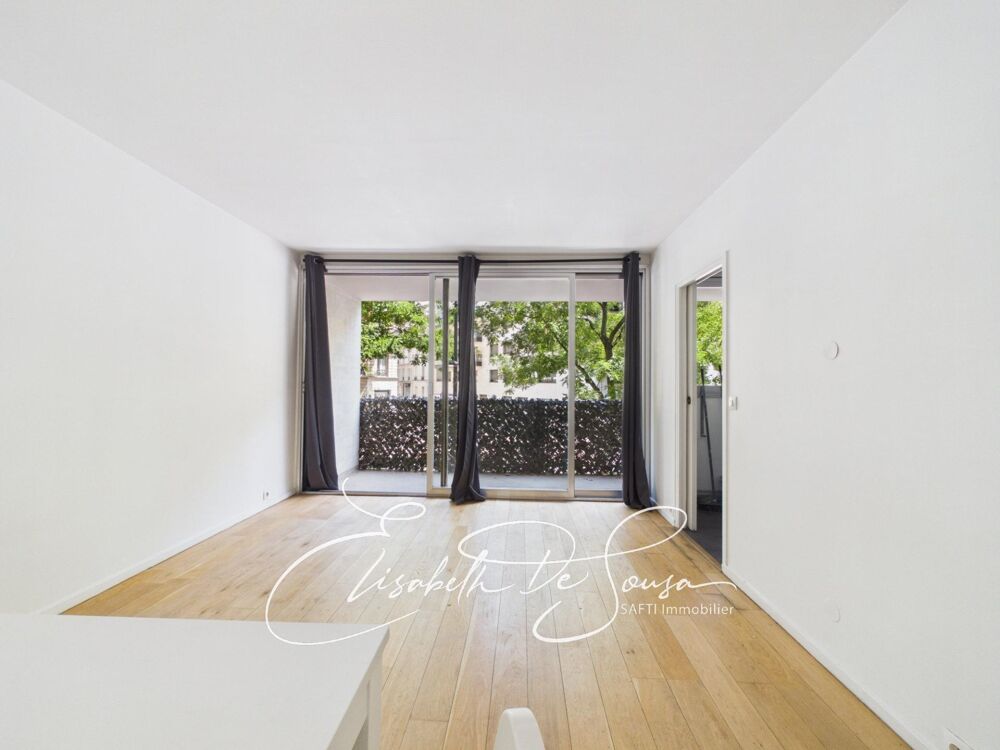 Vente Appartement Studio lumineux avec balcon de 8 m² Paris 12