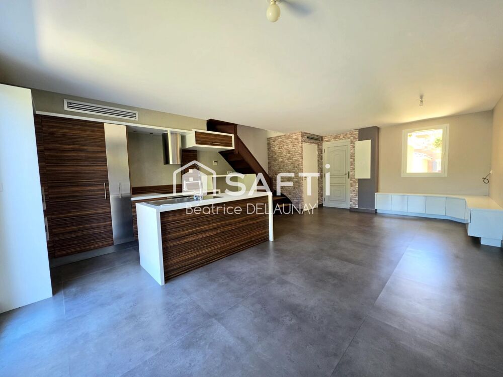 PAVILLON, 3 CHAMBRES, GARAGE ET PLACE DE STATIONNEMENT