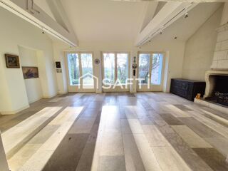  Maison � vendre 8 pi�ces 268 m�