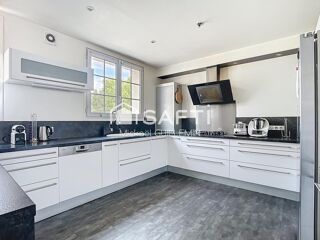  Maison � vendre 8 pi�ces 219 m�