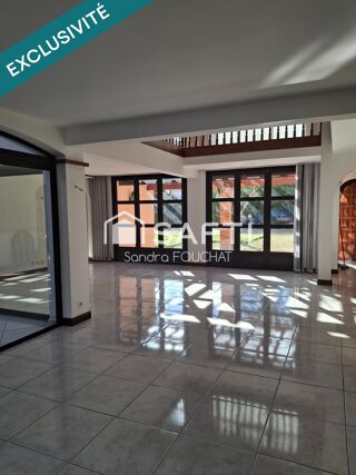  Maison à vendre 7 pièces 252 m²