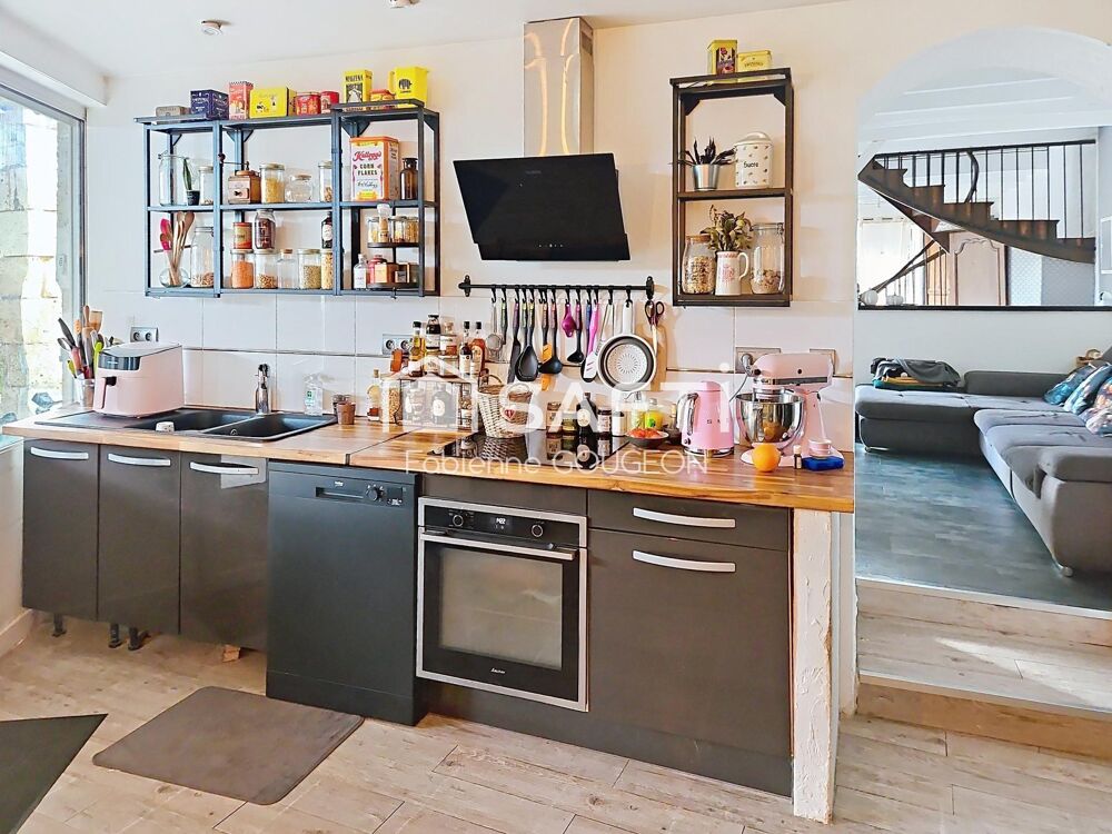 Superbe Maison Charentaise de 1850 à Balzac (16430)  149 m²