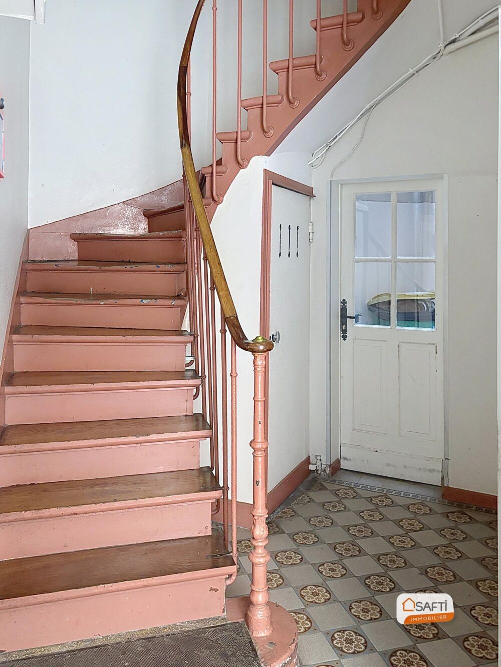 Vente Appartement Village Jourdain  2 pièces de charme. Paris 19