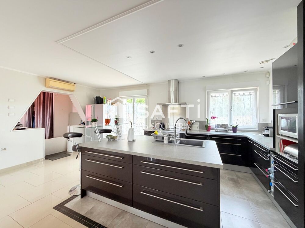 Agréable maison T6 avec garage sur 1290 m2 clos