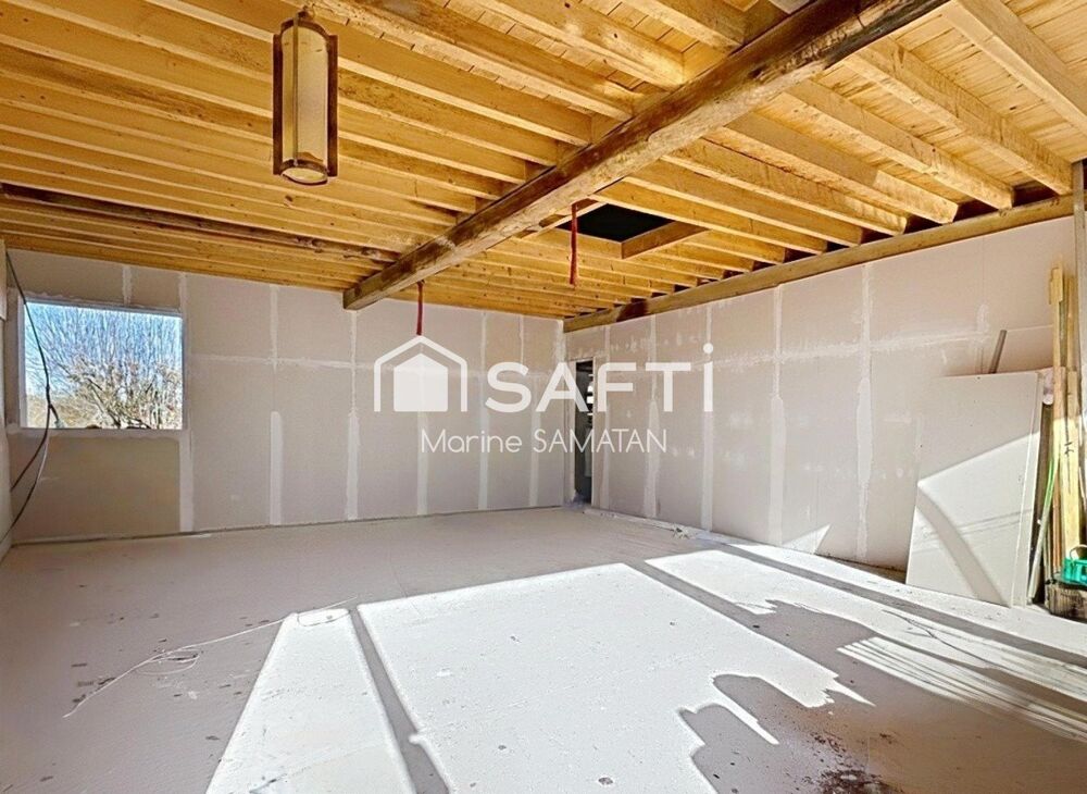 Vente Maison Maison mitoyenne à rénover avec locaux et garage Filliere