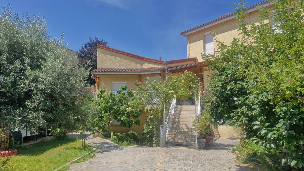Vente Maison Grande maison familiale emplacement privilégie Clermont-ferrand