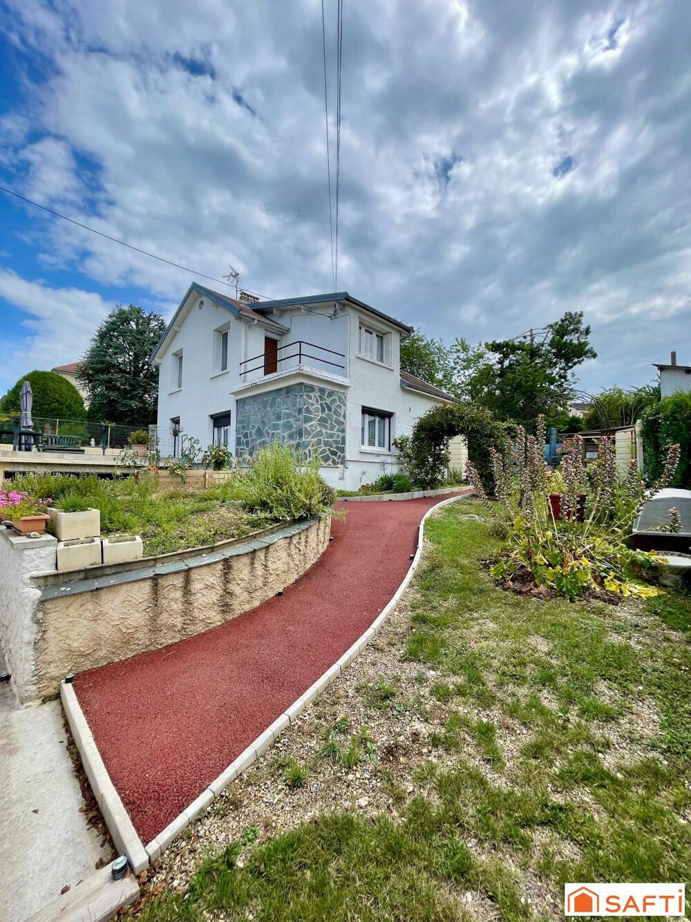 Maison 6 pièces 110 m² · à Bonnieres-sur-Seine · 110 m² · 261 500 €
