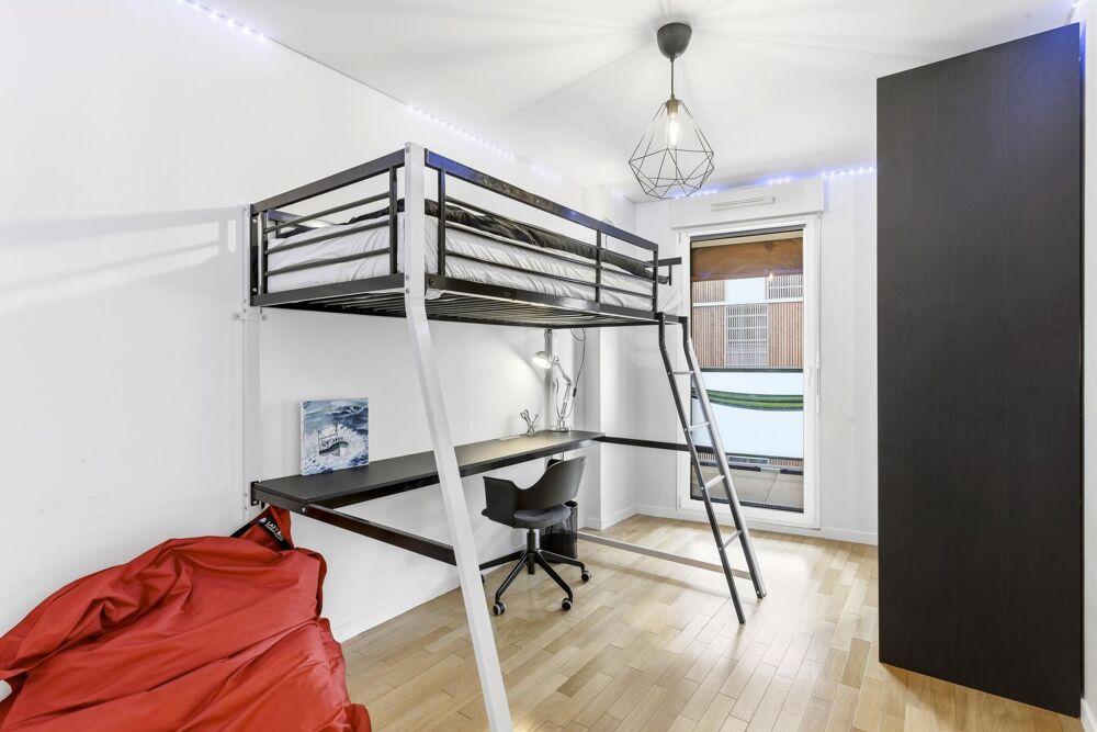 Vente Appartement Rare à Colombes : 5 pièces avec terrasse sud Colombes