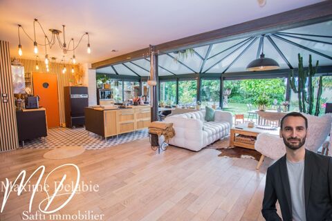   Maison d'architecte  Trang avec garage attenant : lgance et nature en harmonie Maison - 8 pice(s) - 180 m