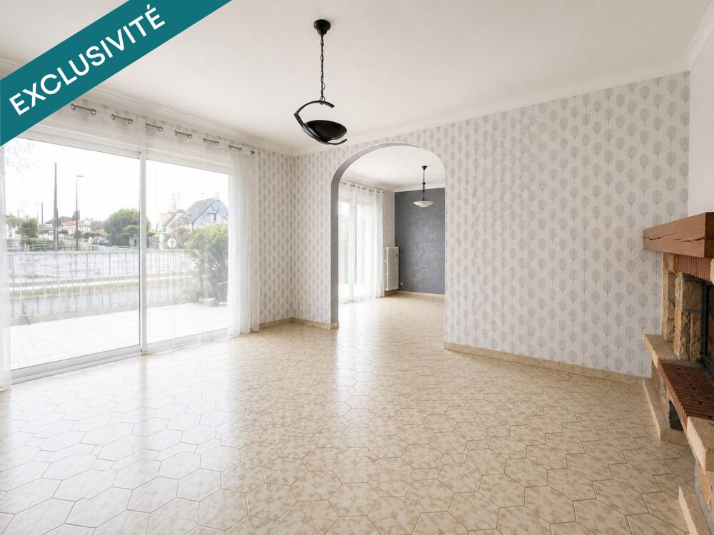 Vente Maison Maison non mitoyenne, 5 chambres et grand garage avec entrées indépendantes - un potentiel à exploiter ! Coueron