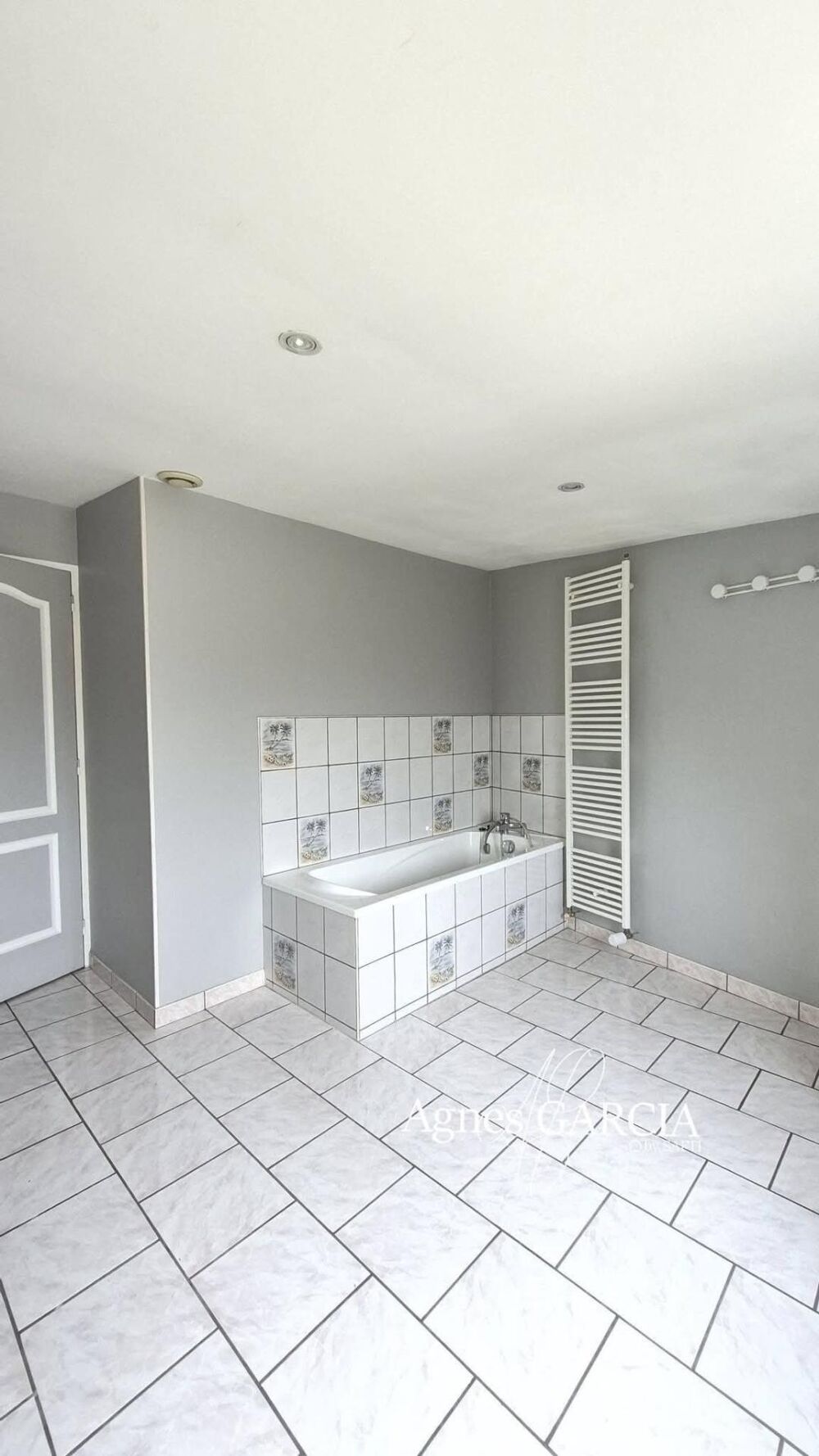 Vente Maison Maison avec du volume située dans une rue très calme Harnes