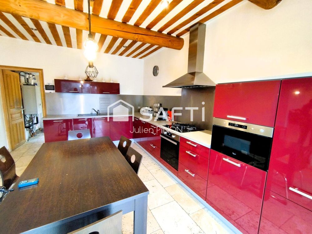 SUPERBE Villa de 186 m² dans le LUBERON
