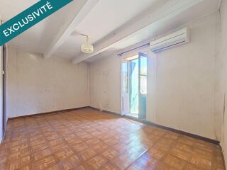 Vente Maison Une maison de village à fort potentiel, avec terrain en terrasses, vue dégagée et grand garage indépendant. Rosis