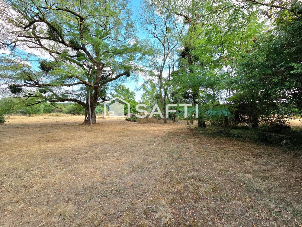 Vente Maison Maison en pierre de plein pied isolée des voisins avec pâtures et forêt Vallieres