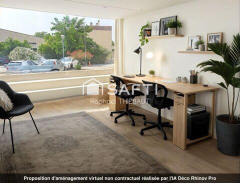 Local professionnel en duplex 70 m² avec garage 900 83600 Frejus