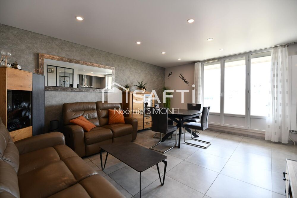 Vente Appartement Grand appartement de cinq pièces ! Ravalement réglé par les propriétaires ! Trés beau niveau de finitions! Chilly-mazarin