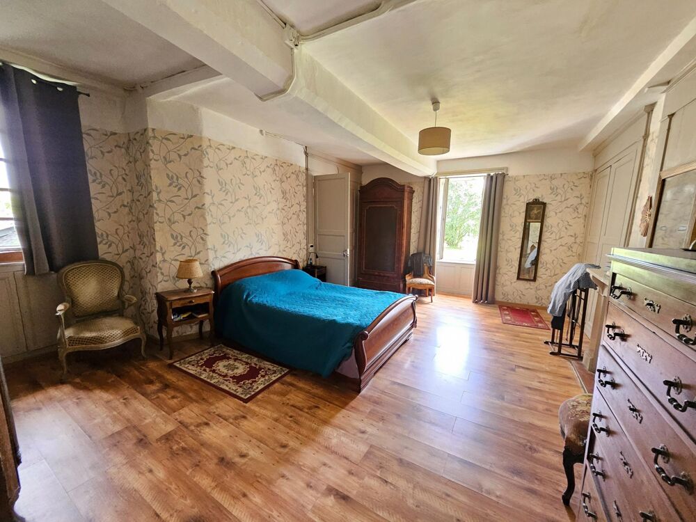 à vendre  Propriété/château Le Teilleul (50640)