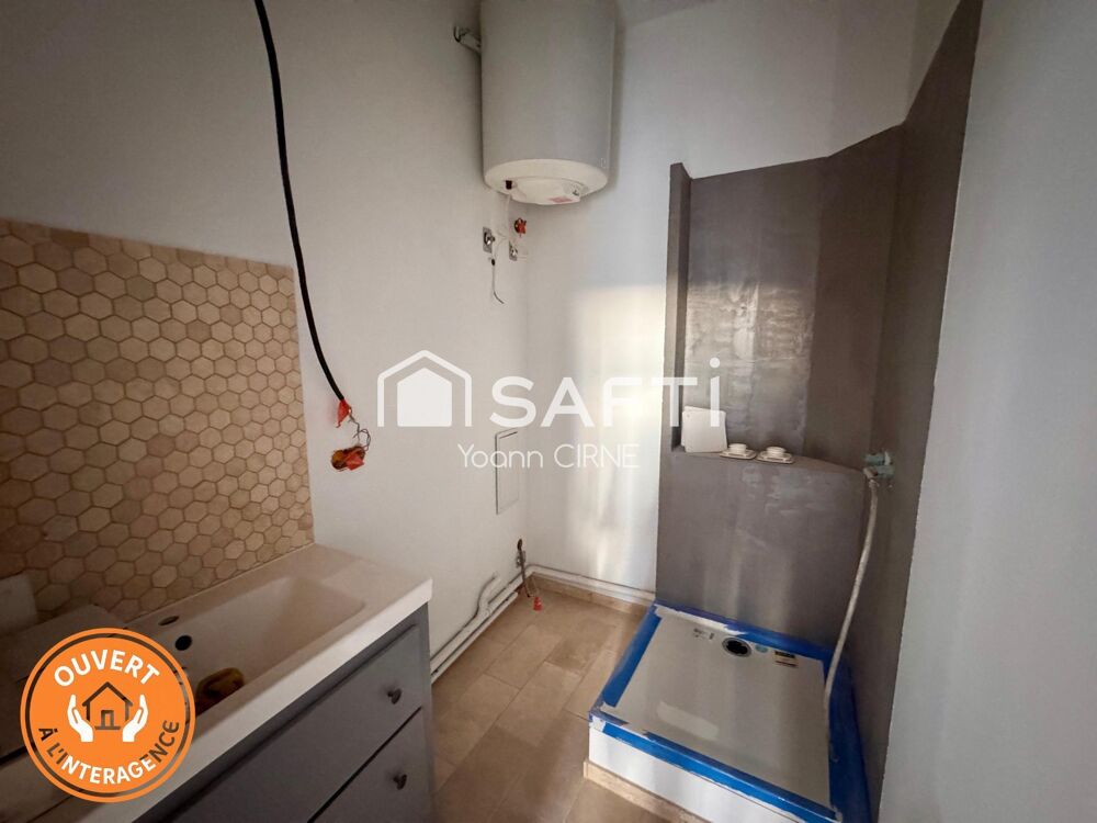 Vente Appartement Appartement T1 bis 28 m2  à rénover centre ville avec balcon La ciotat