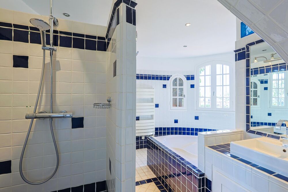 � vendre  Maison Grimaud (83310)