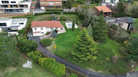   Vue exceptionnelle sur le Puy-de-Dome Maison - 5 pi�ce(s) - 224 m�