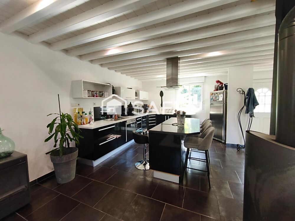 Maison 6 pièces 148 m²