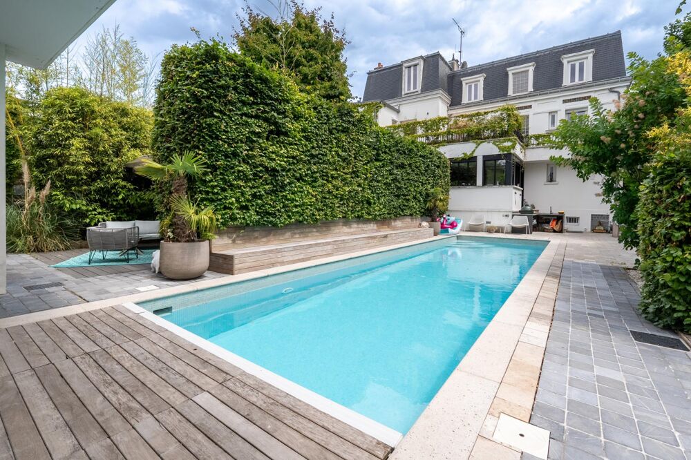 Vente Maison Triangle d'or, belle propriété avec maison de Maître et maison annexe sur jardin et piscine. Saint-maur-des-fosses