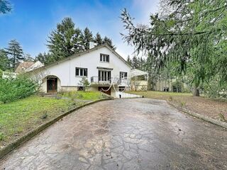  Maison � vendre 10 pi�ces 230 m�